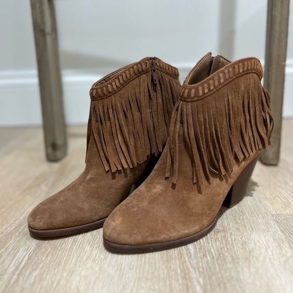 GIANNI BINI Fringe Lets Roll Brown Leather Ankle Block Heel Boots women’s size 7 - Picture 1 of 8